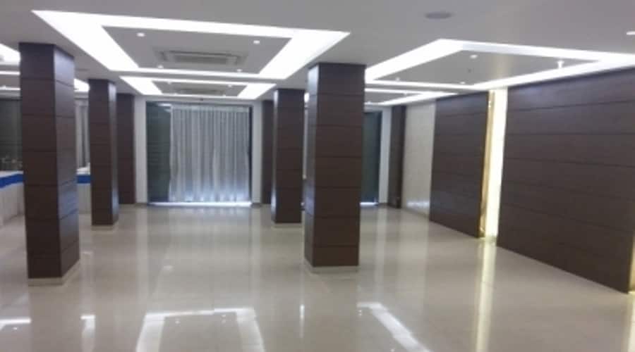 Hotel Royal Inn, Ankleshwar 2
